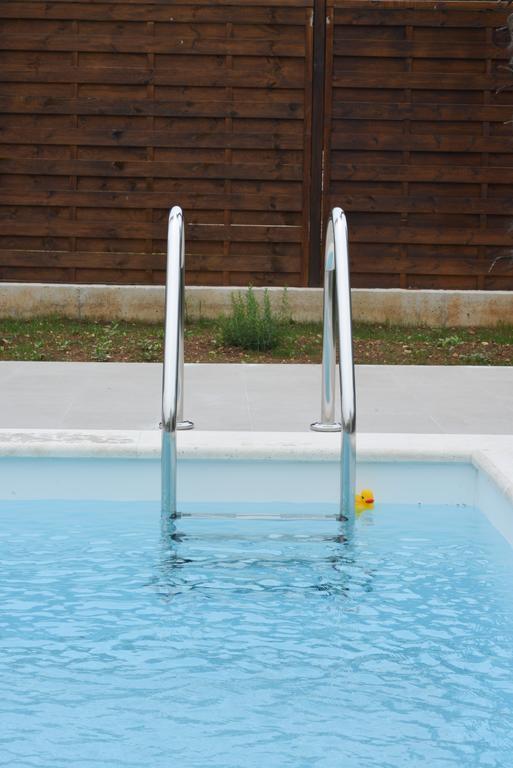 Filipovic Apartments With Pool Biograd Na Moru Exterior foto